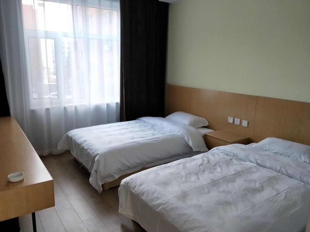 הוההוט Lantern Hotel מראה חיצוני תמונה