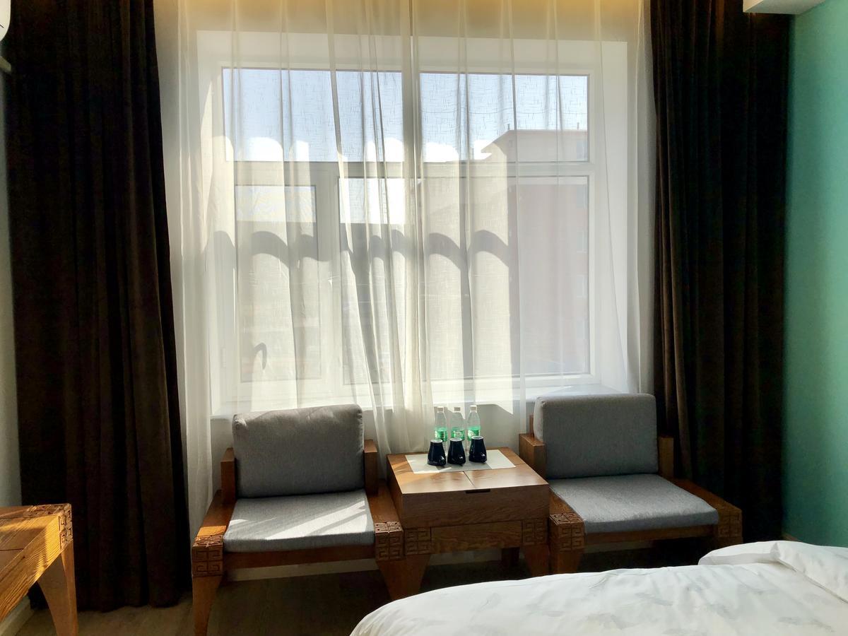 הוההוט Lantern Hotel מראה חיצוני תמונה