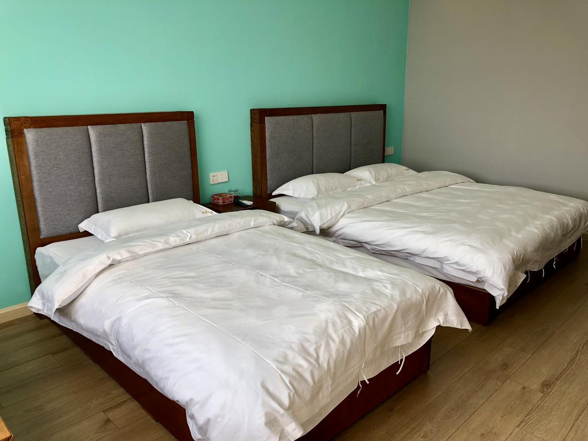 הוההוט Lantern Hotel מראה חיצוני תמונה