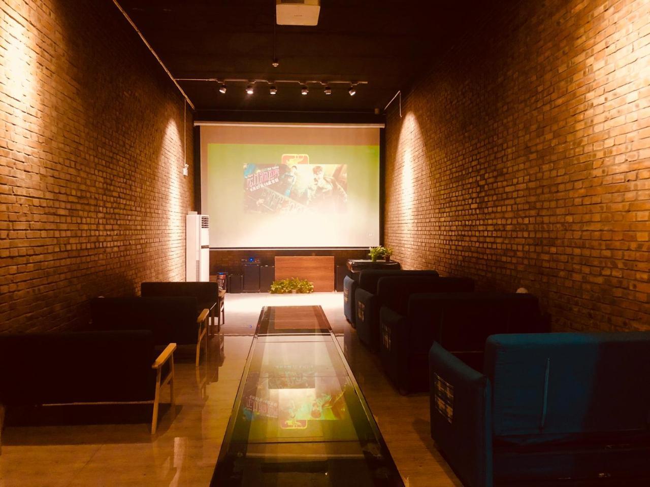 הוההוט Lantern Hotel מראה חיצוני תמונה